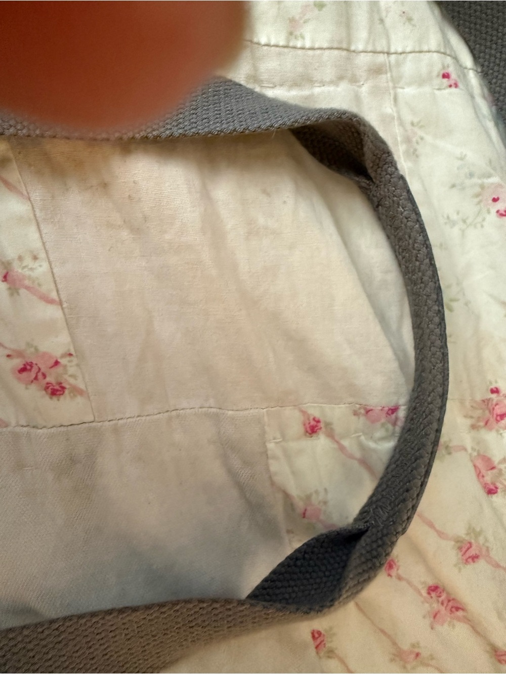Kipling Neutral Gray Everyday Tote with Front Zip - Picture 5 of 12